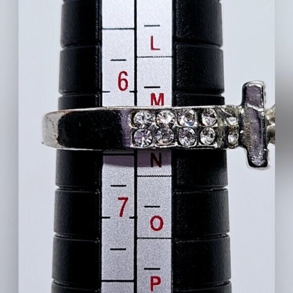 Eiffel Tower 4 Claw Zirconia Silver Tone Anniversary/ Engagement Ring - Picture 9 of 10